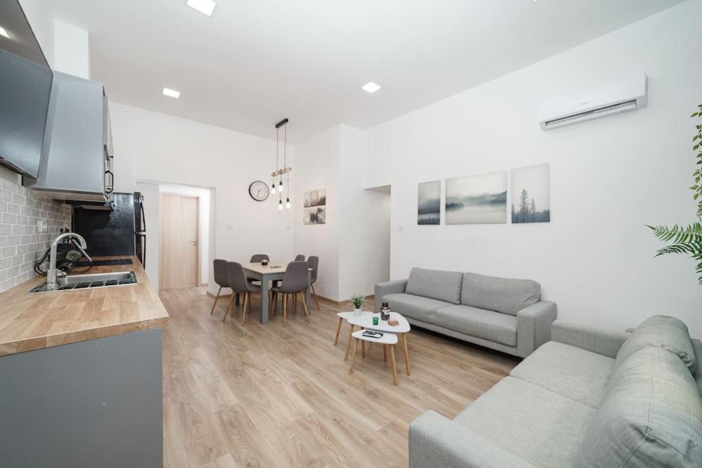 Cityscape Budget Apartments Kerepesi Budapeste Exterior foto