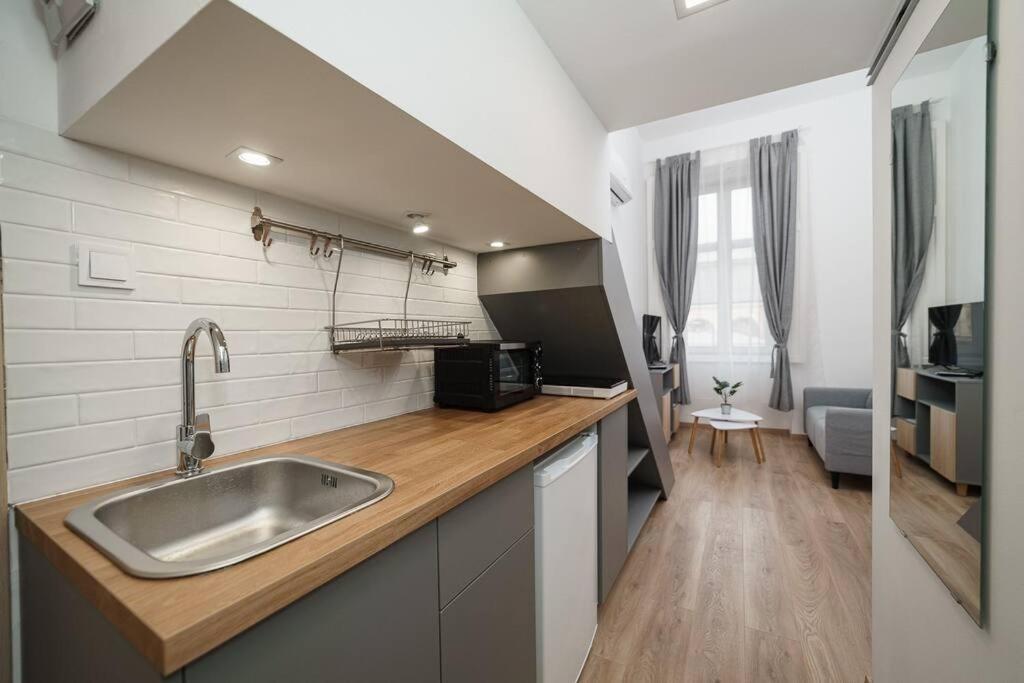 Cityscape Budget Apartments Kerepesi Budapeste Exterior foto