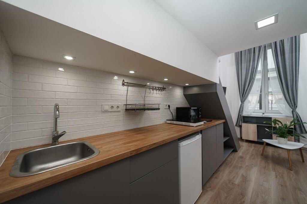 Cityscape Budget Apartments Kerepesi Budapeste Exterior foto